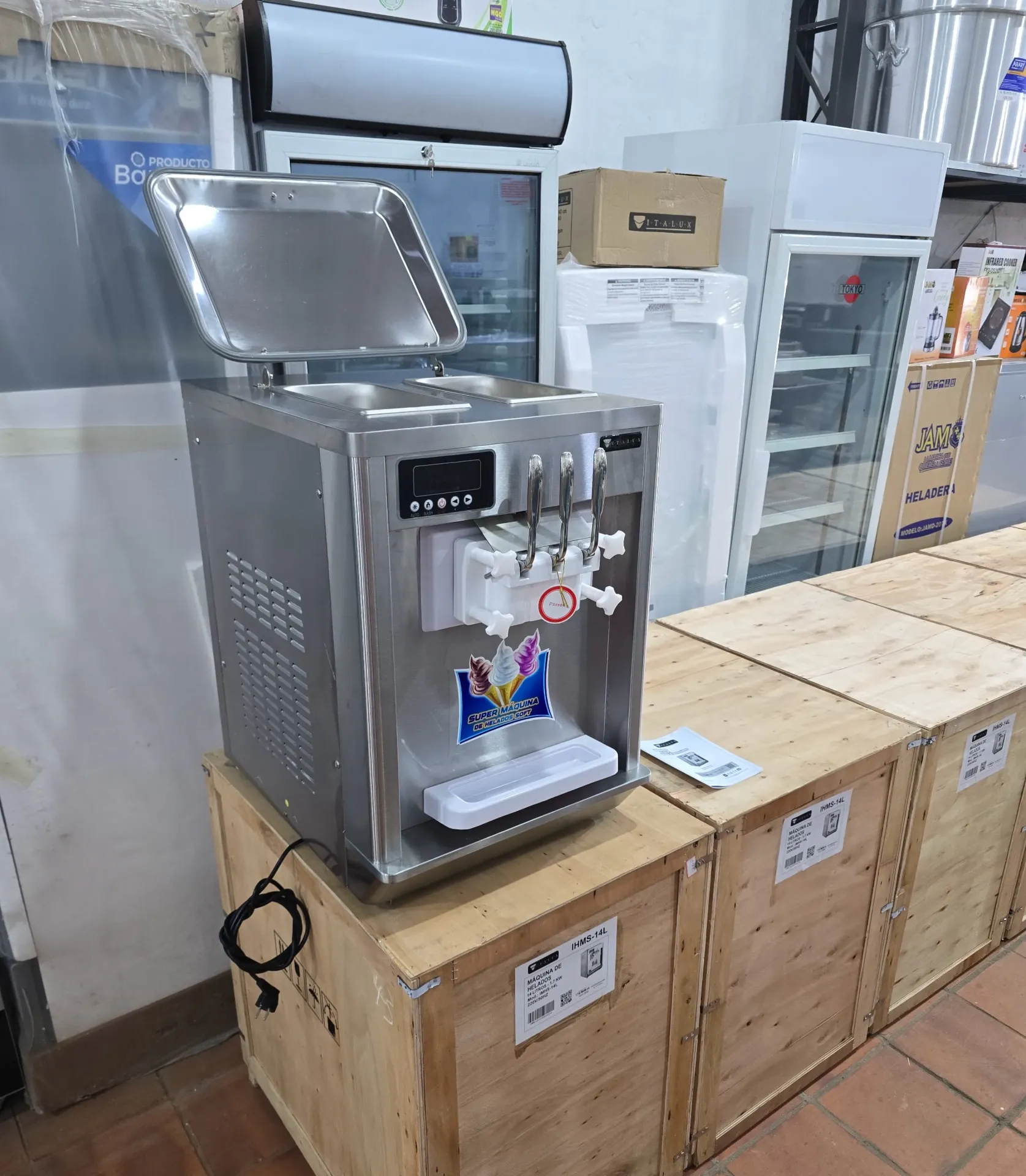 [975] MAQUINA PARA HELADOS SOFT ITALUX 14L 2 SABORES