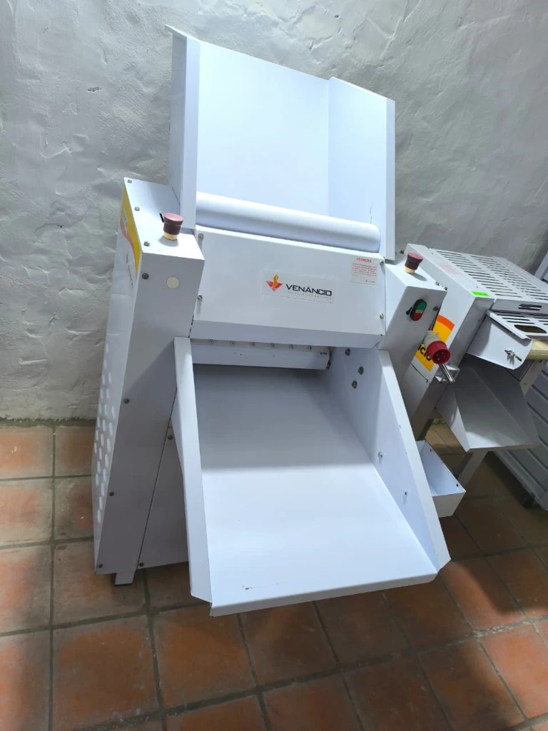 [1401] USADO CILINDRO SOBADOR VENANCIO 50CM